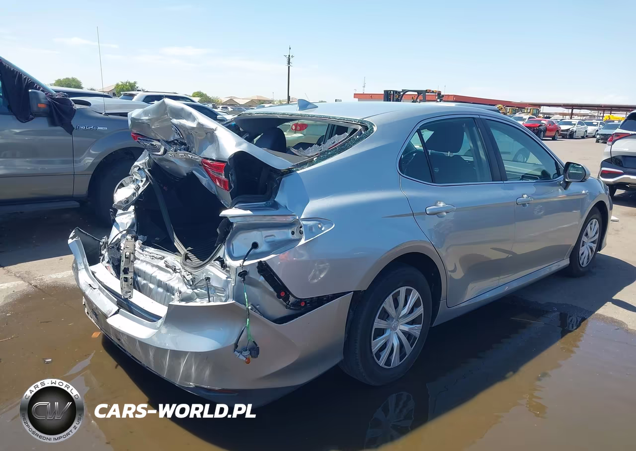 2020 Toyota Camry Le Hybrid VIN:4T1L31AK0LU530942 - 4
