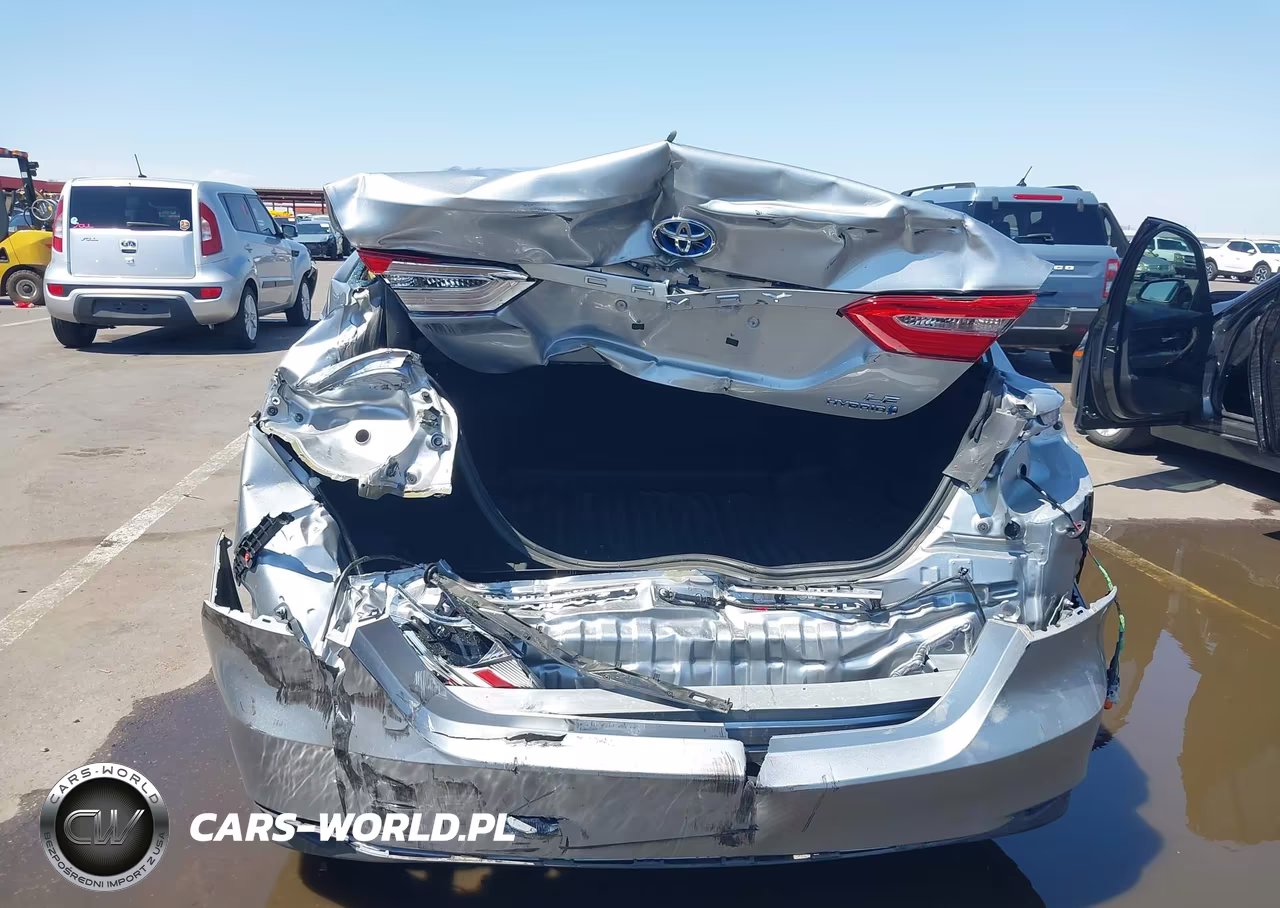 2020 Toyota Camry Le Hybrid VIN:4T1L31AK0LU530942 - 6