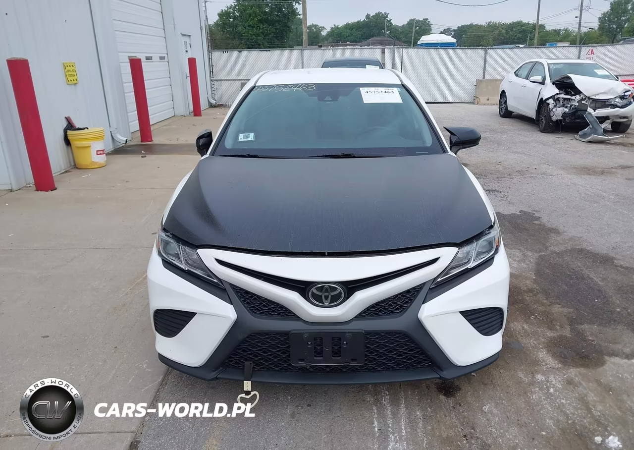 2020 Toyota Camry Se VIN:4T1G11AKXLU345000 - 12