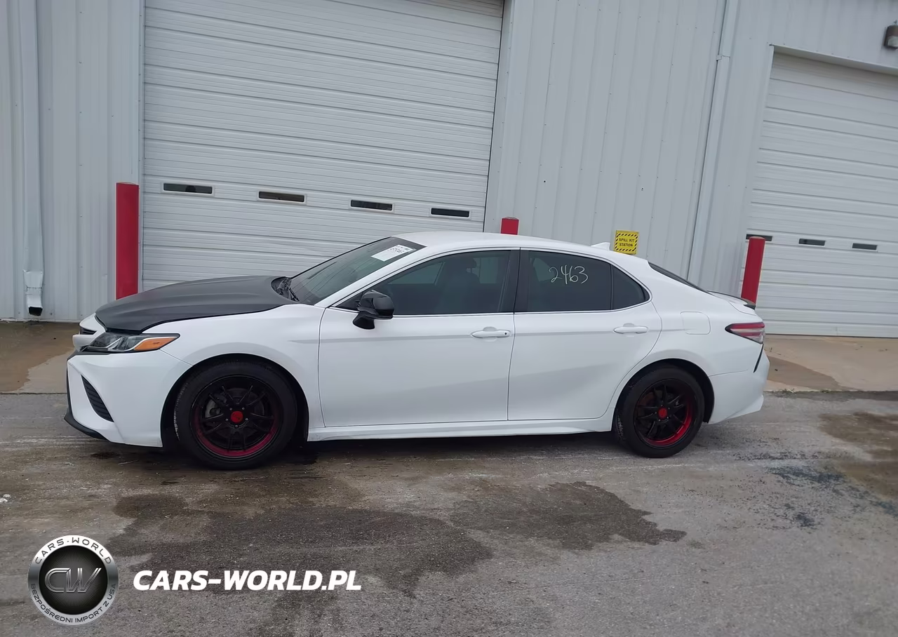2020 Toyota Camry Se VIN:4T1G11AKXLU345000 - 14