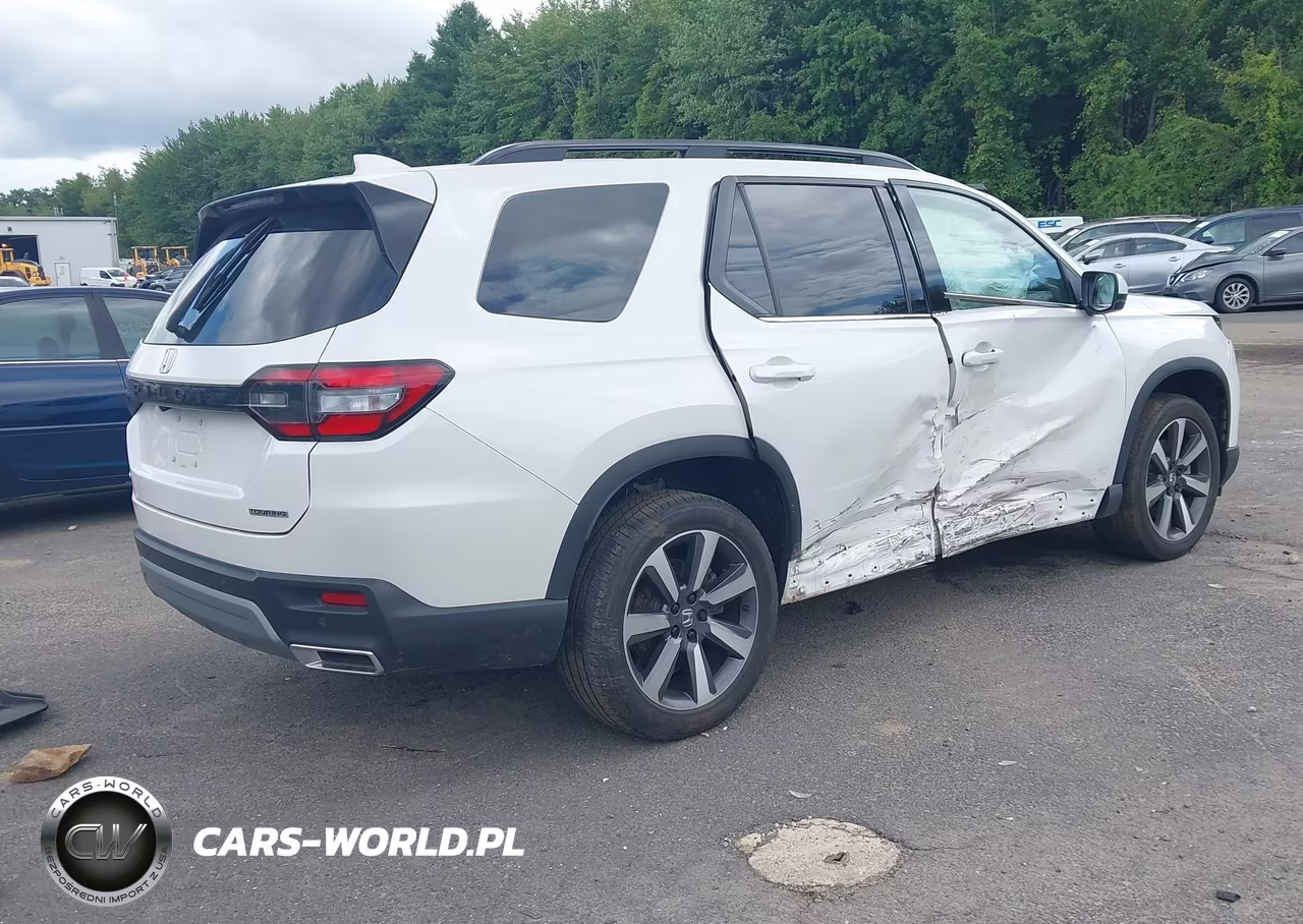 2025 Honda Pilot Touring VIN:5FNYG1H76SB002488 - 4