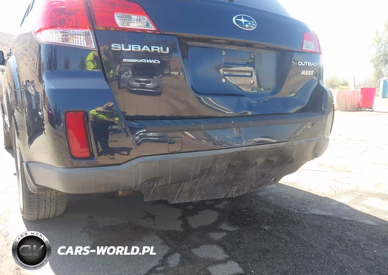 2013 Subaru Outback 2.5I Premium VIN:4S4BRBCC1D3225897 - 12