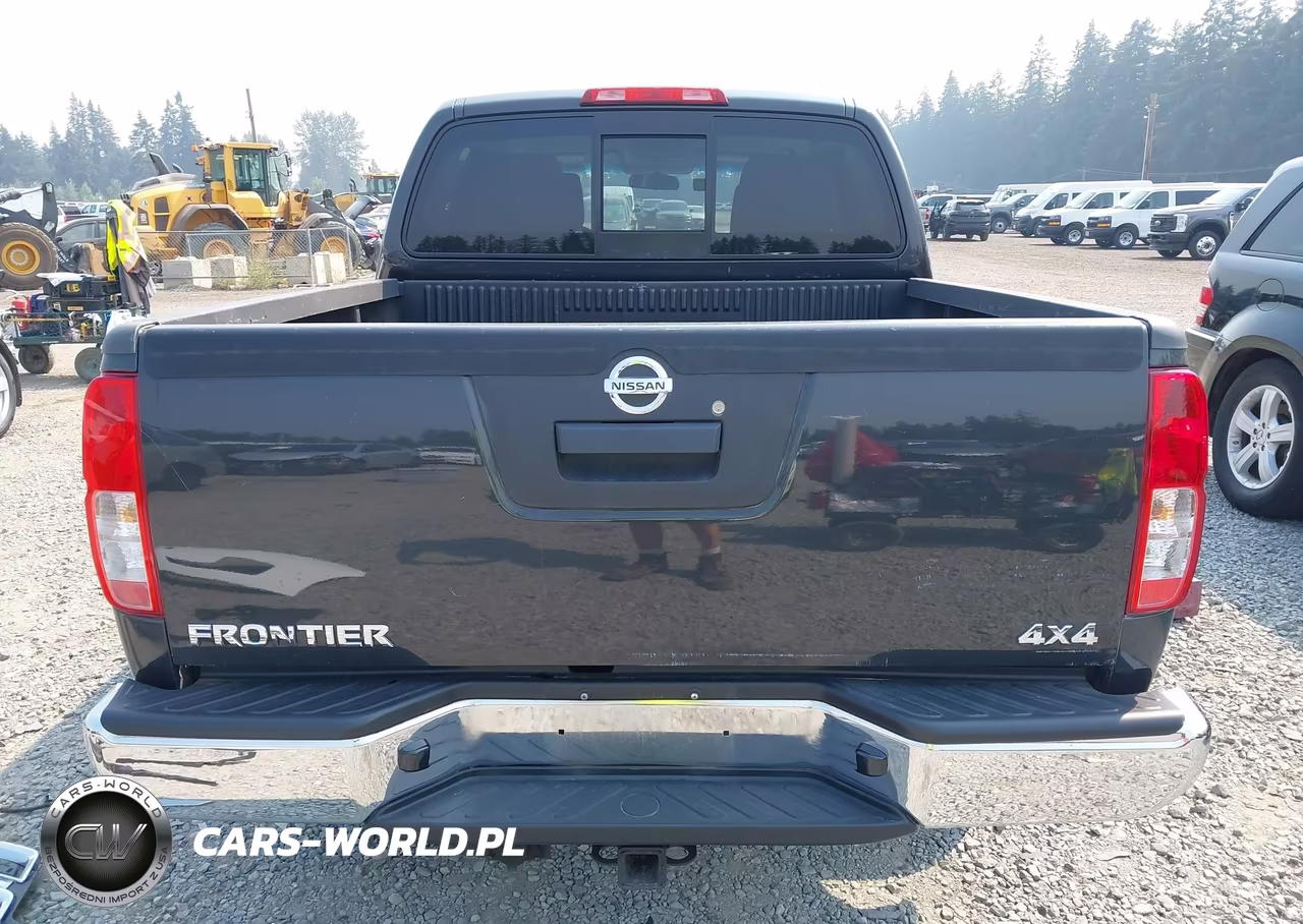 2015 Nissan Frontier Pro-4X-S-Sl-Sv VIN:1N6AD0EV5FN744909 - 15