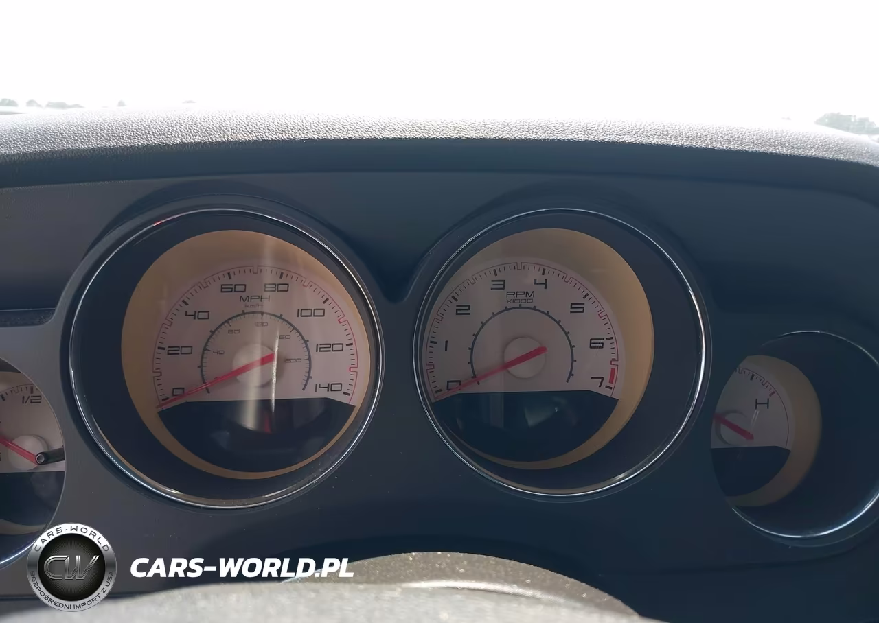 2013 Dodge Challenger Rallye Redline VIN:2C3CDYAGXDH579032 - 15