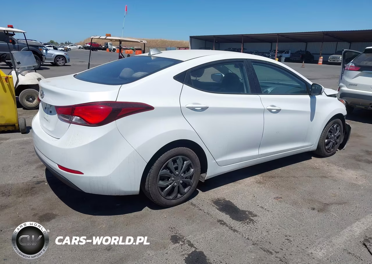 2016 Hyundai Elantra Se VIN:5NPDH4AE2GH685658 - 4