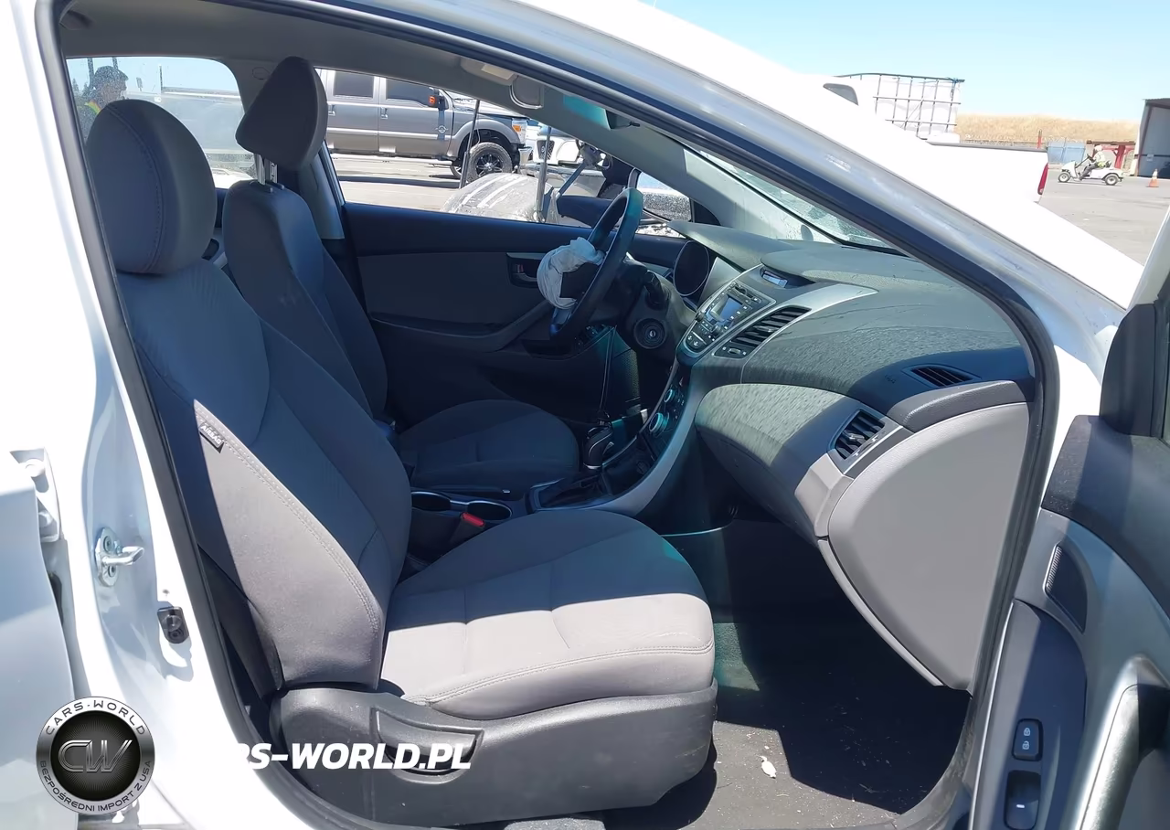 2016 Hyundai Elantra Se VIN:5NPDH4AE2GH685658 - 5