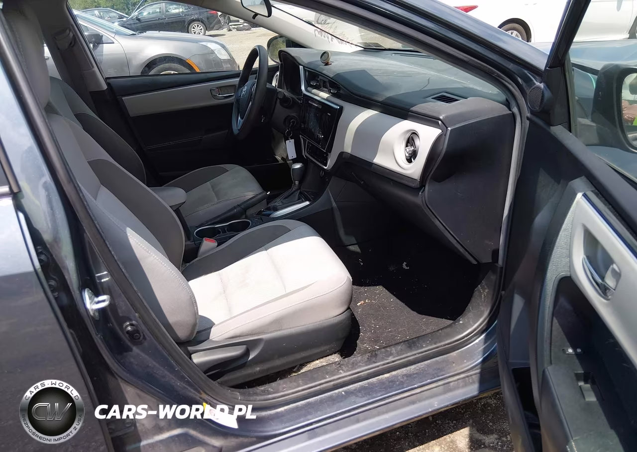 2017 Toyota Corolla Le VIN:2T1BURHE2HC769358 - 5