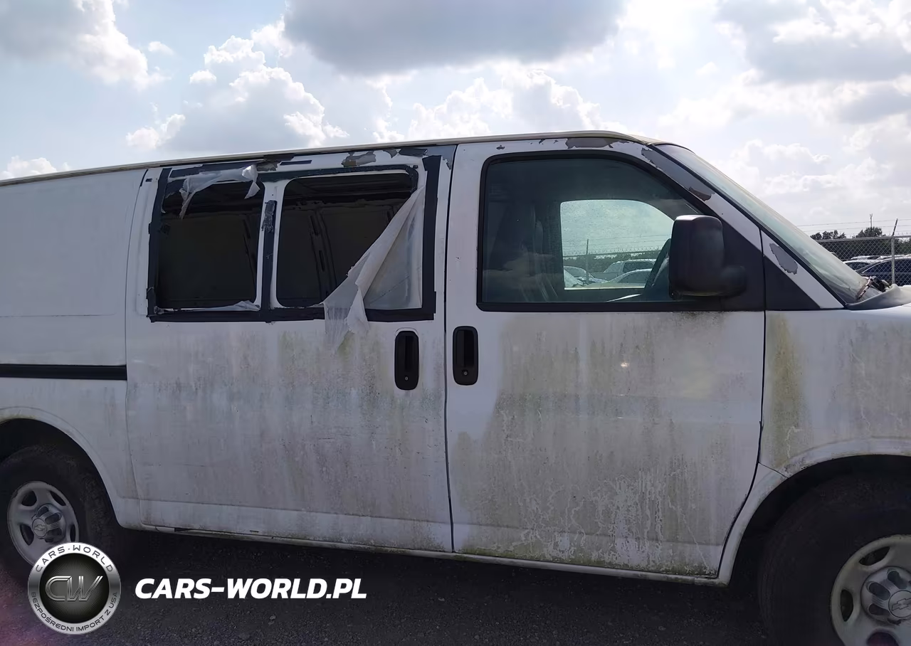 2008 Chevrolet Express Work Van VIN:1GCFG15X281219811 - 6
