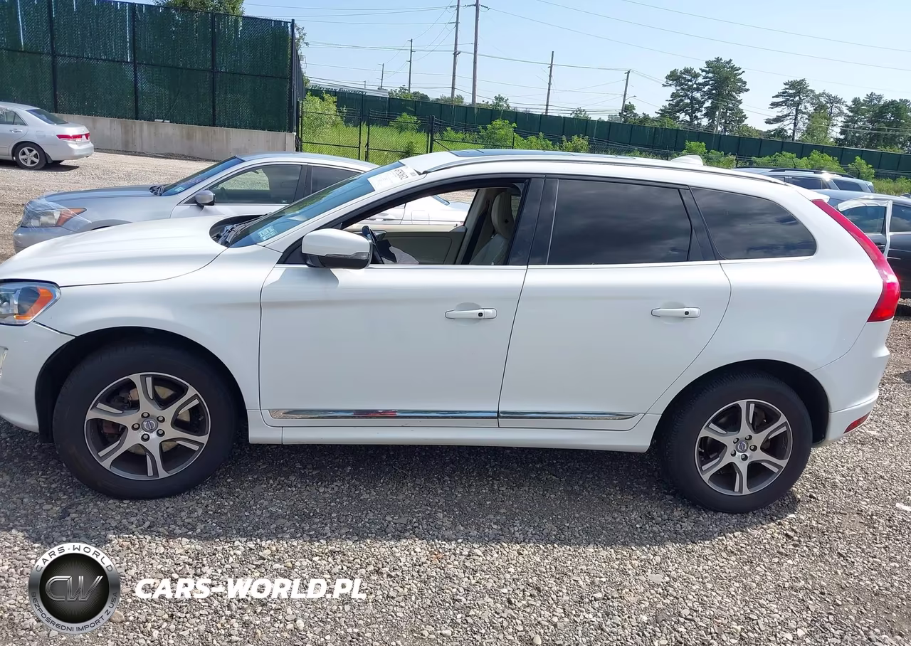 2014 Volvo Xc60 T6 R-Design VIN:YV4902DZ8E2535291 - 14