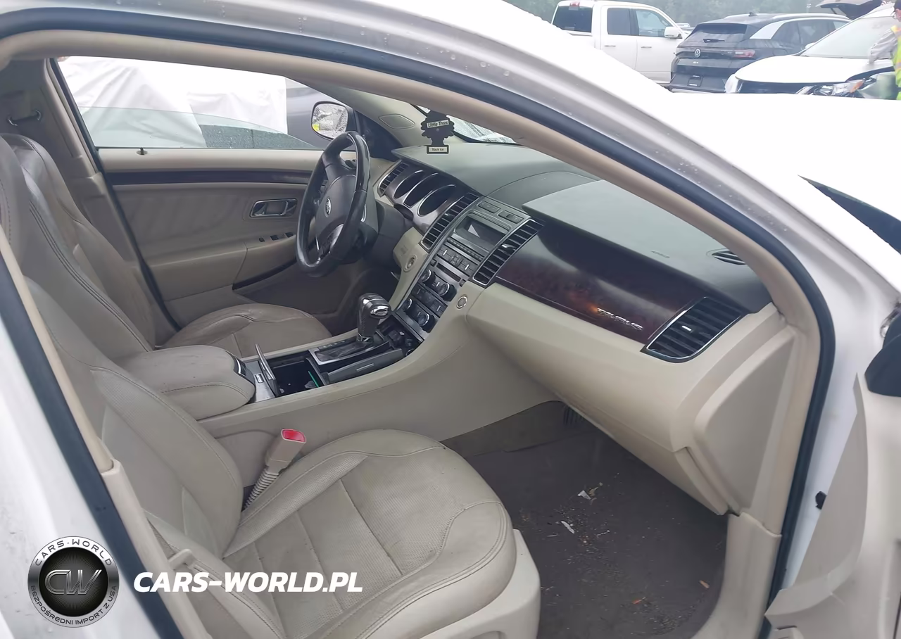 2010 Ford Taurus Limited VIN:1FAHP2FWXAG170385 - 5