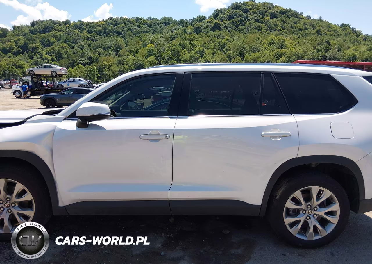 2025 Toyota Grand Highlander Limited VIN:5TDAAAB54SS098661 - 15