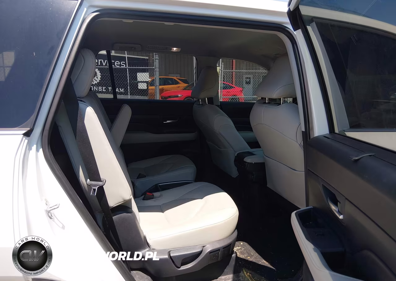 2025 Toyota Grand Highlander Limited VIN:5TDAAAB54SS098661 - 8