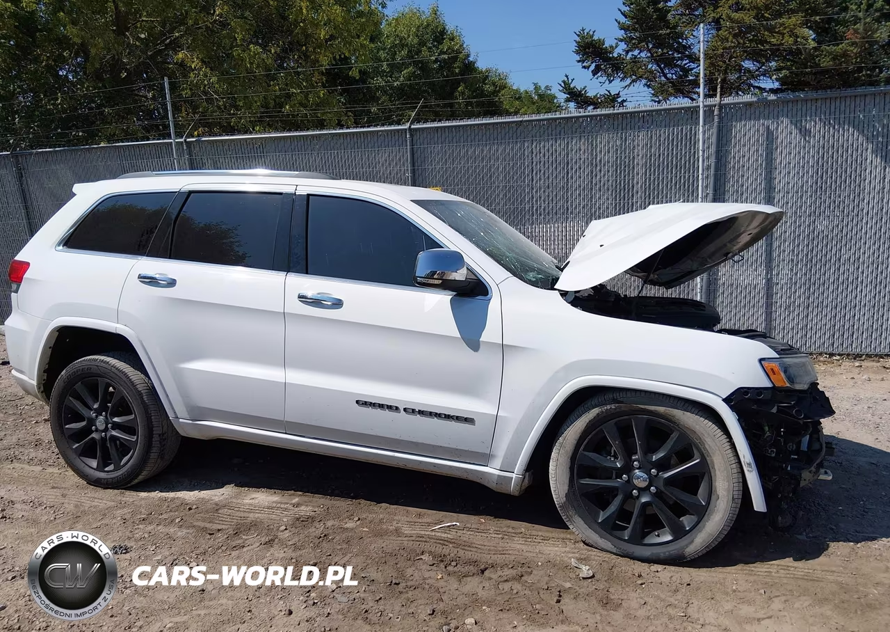 2018 Jeep Grand Cherokee Overland 4X4 VIN:1C4RJFCG3JC341876 - 14