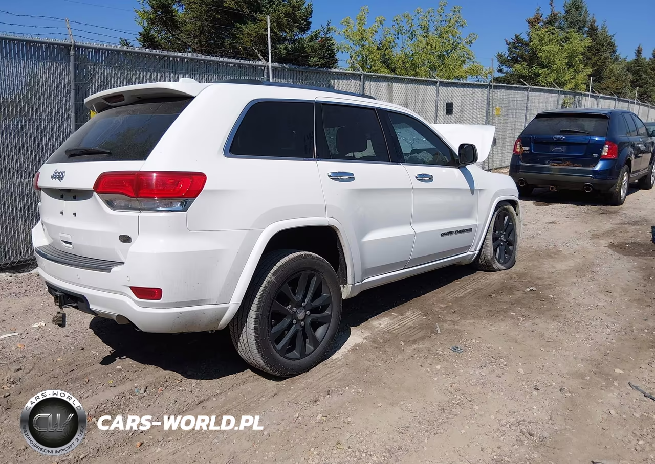 2018 Jeep Grand Cherokee Overland 4X4 VIN:1C4RJFCG3JC341876 - 4
