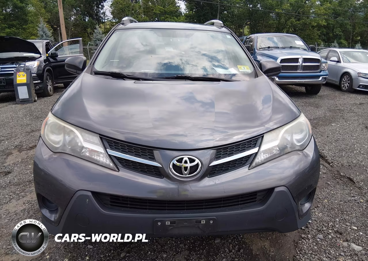 2015 Toyota Rav4 Le VIN:2T3BFREV7FW281928 - 12