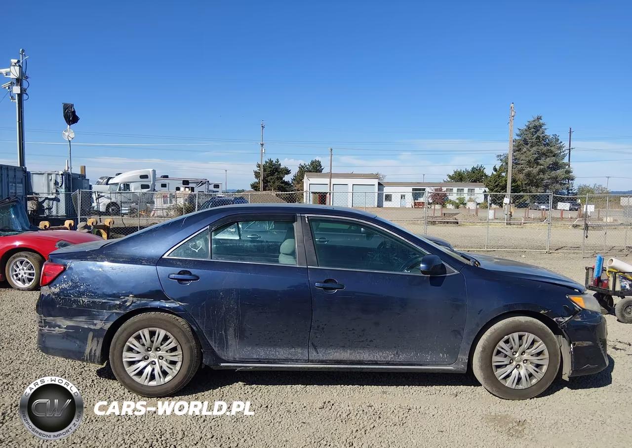 2014 Toyota Camry Le VIN:4T4BF1FK9ER376638 - 13