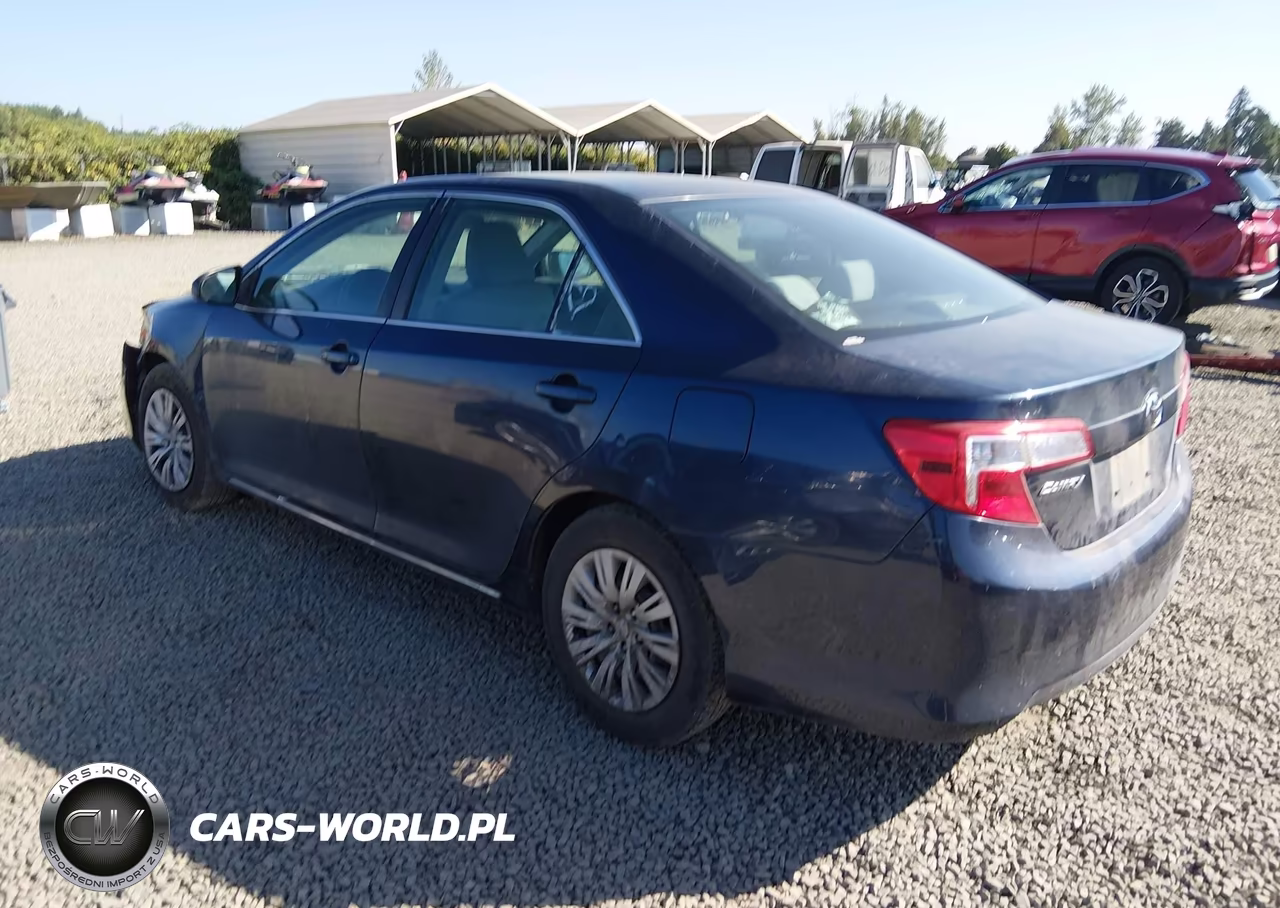 2014 Toyota Camry Le VIN:4T4BF1FK9ER376638 - 3