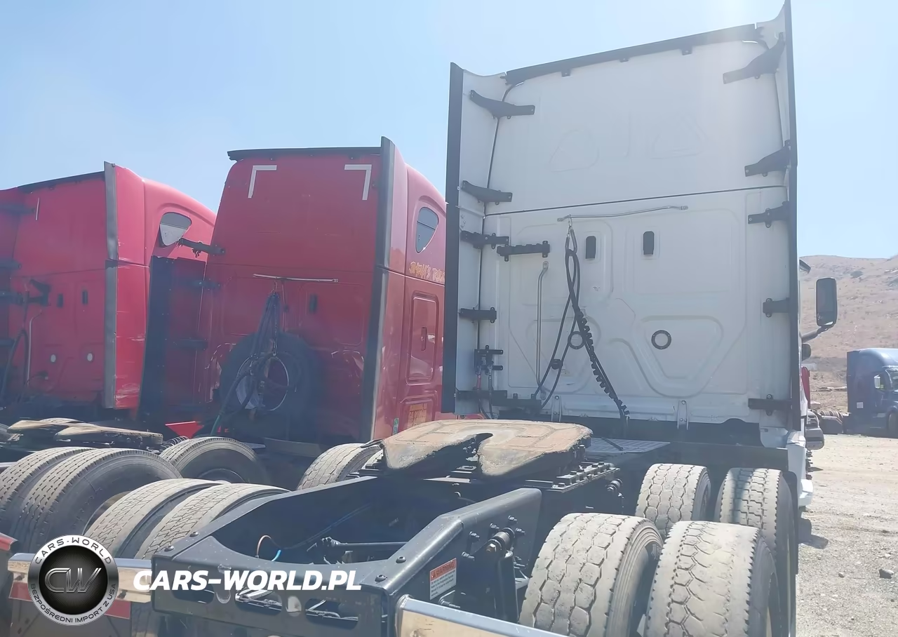2021 Freightliner New Cascadia 126 VIN:3AKJHHDR1MSMU8401 - 4