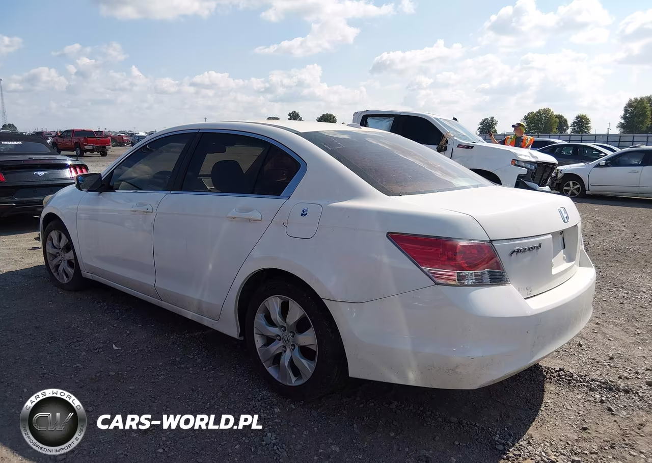 2010 Honda Accord 2.4 Ex-L VIN:1HGCP2F82AA137116 - 3