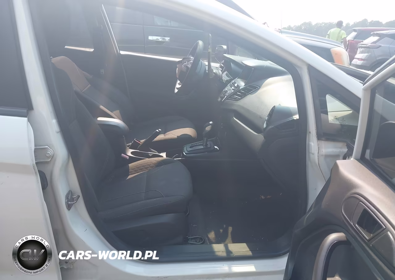 2019 Ford Fiesta Se VIN:3FADP4EJ4KM106561 - 5