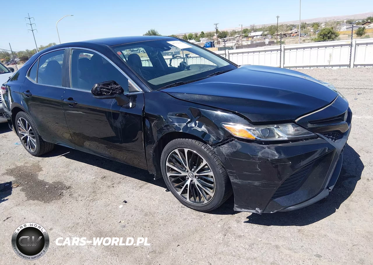 2019 Toyota Camry Se – zdjęcie 1 z 15