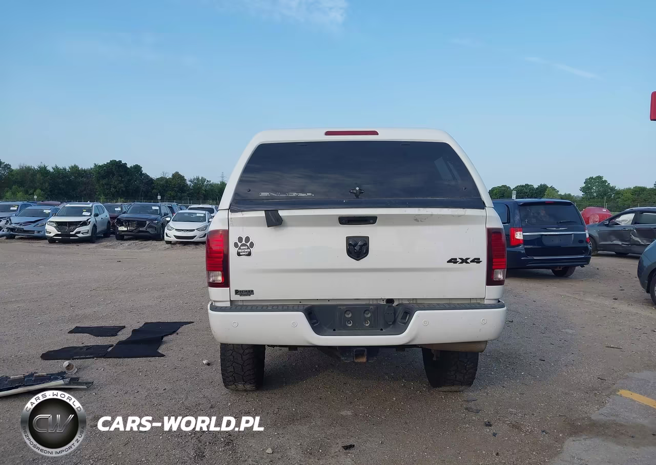 2017 Ram 2500 Laramie 4X4 6'4 Box VIN:3C6UR5FL4HG778659 - 16