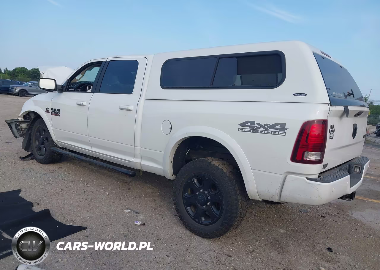 2017 Ram 2500 Laramie 4X4 6'4 Box VIN:3C6UR5FL4HG778659 - 3