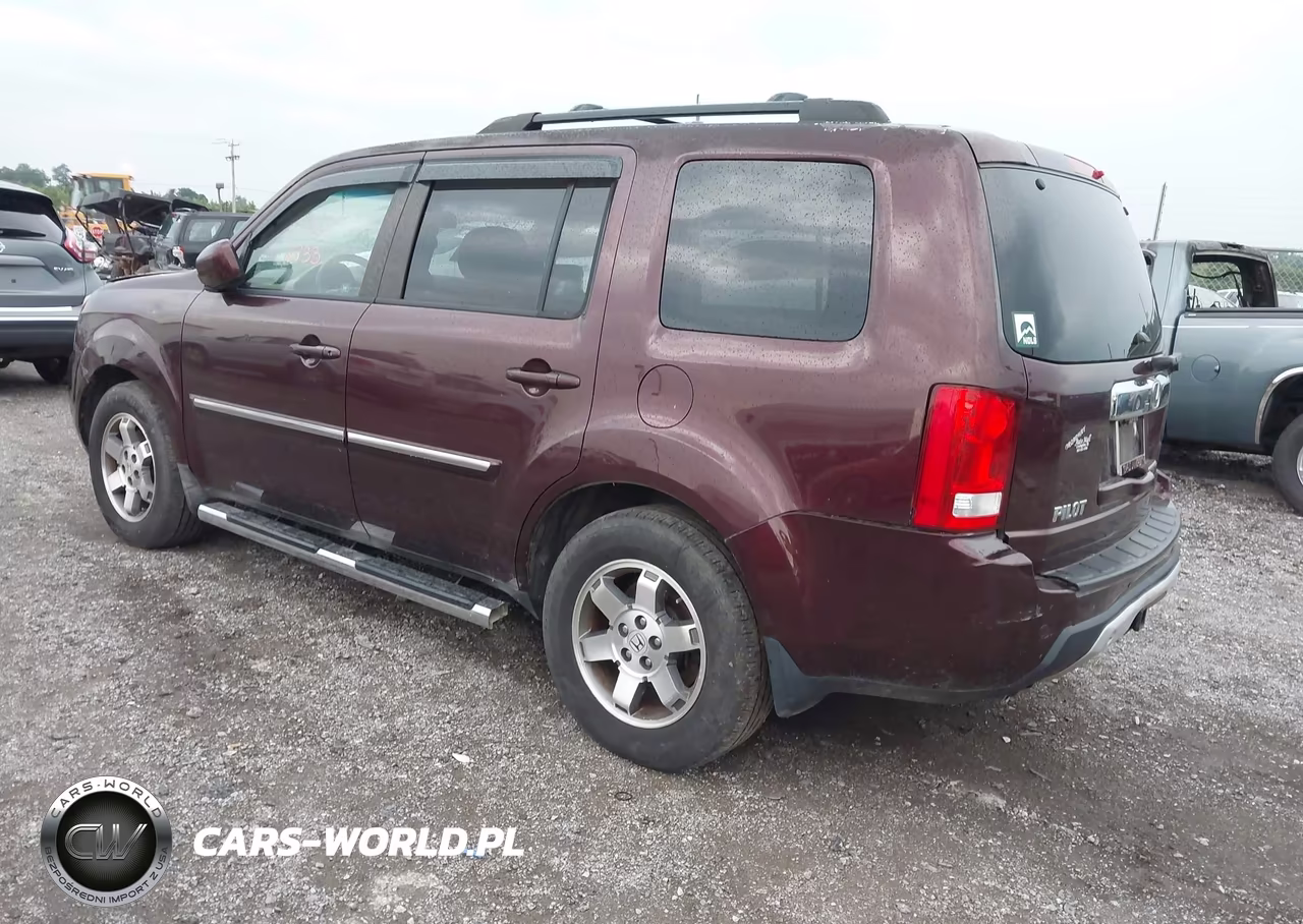 2010 Honda Pilot Touring VIN:5FNYF4H92AB018398 - 3