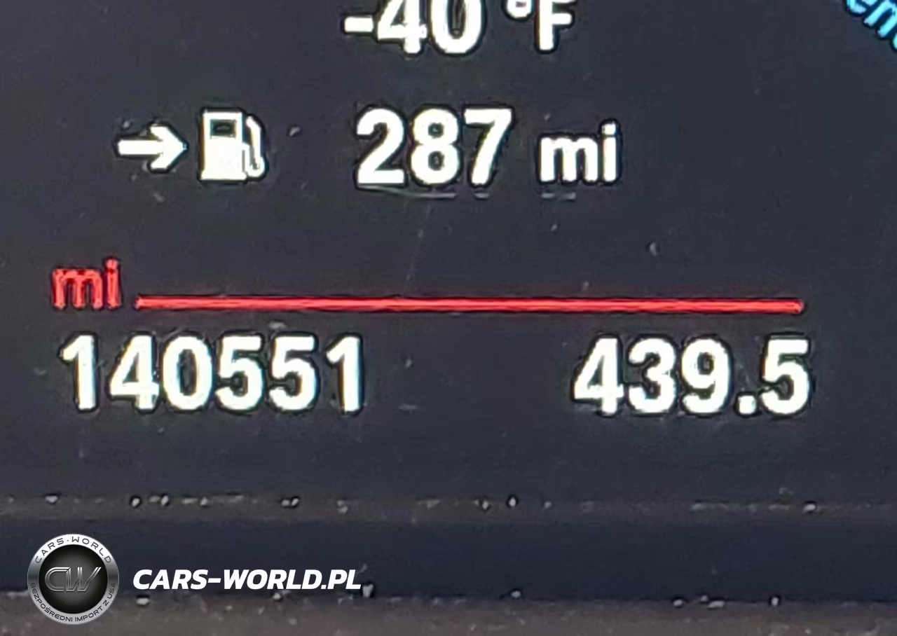 2017 BMW X3 xDrive28I VIN:5UXWX9C33H0W73200 - 16