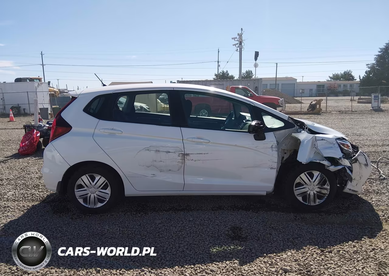 2018 Honda Fit Lx VIN:3HGGK5H47JM727584 - 14