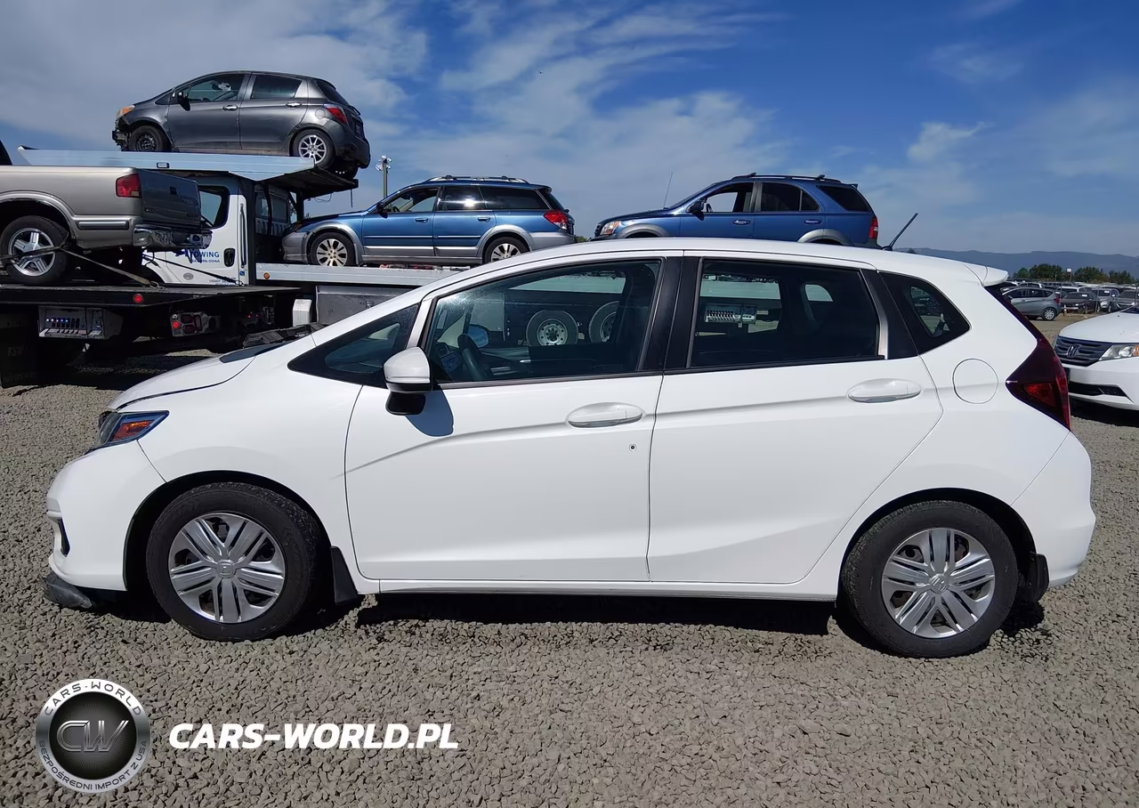 2018 Honda Fit Lx VIN:3HGGK5H47JM727584 - 15
