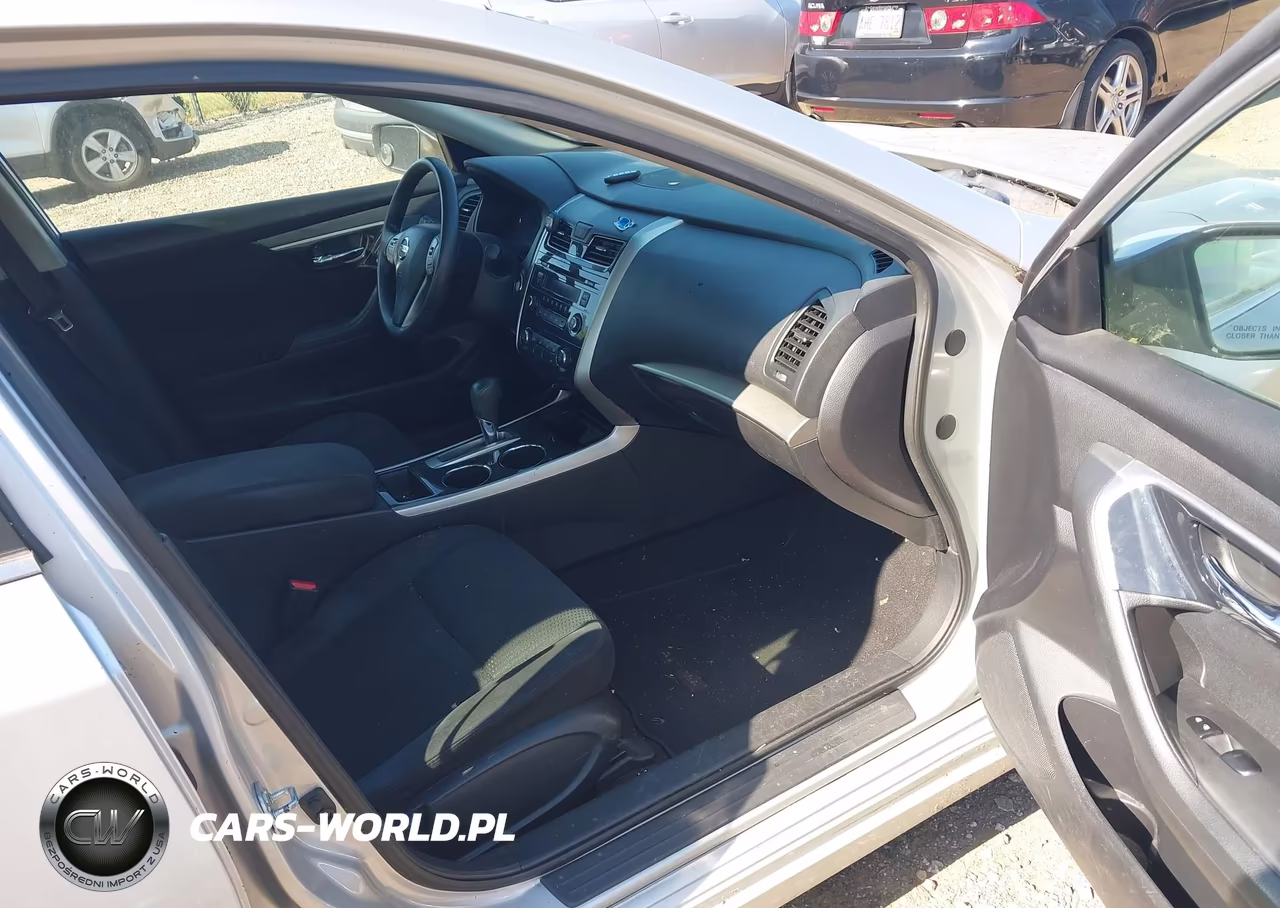 2014 Nissan Altima 2.5 S VIN:1N4AL3APXEN255330 - 5