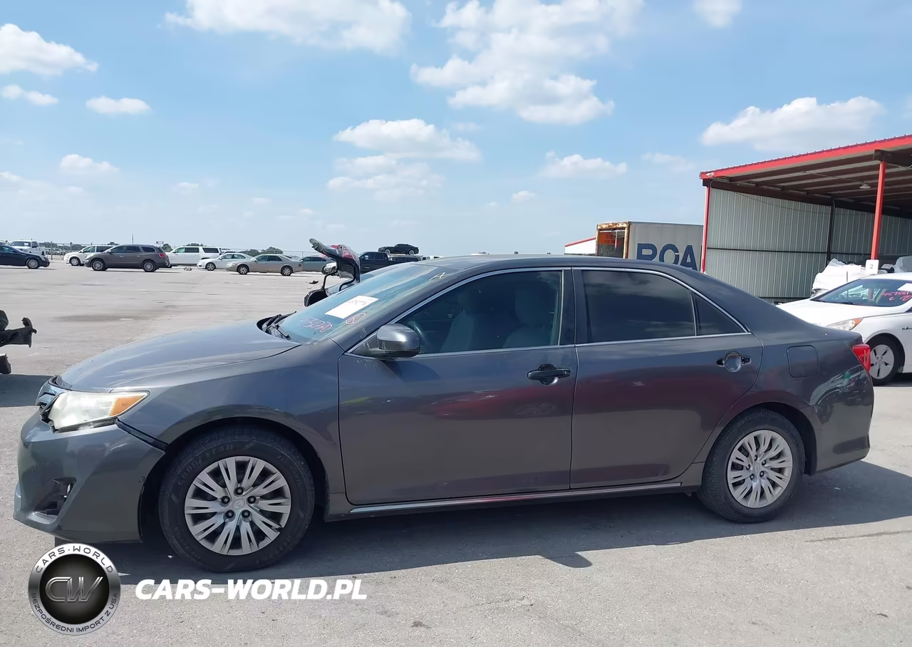 2013 Toyota Camry Le VIN:4T4BF1FK3DR335730 - 14