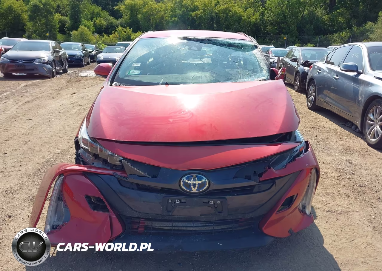 2017 Toyota Prius Prime Premium VIN:JTDKARFP0H3028101 - 12
