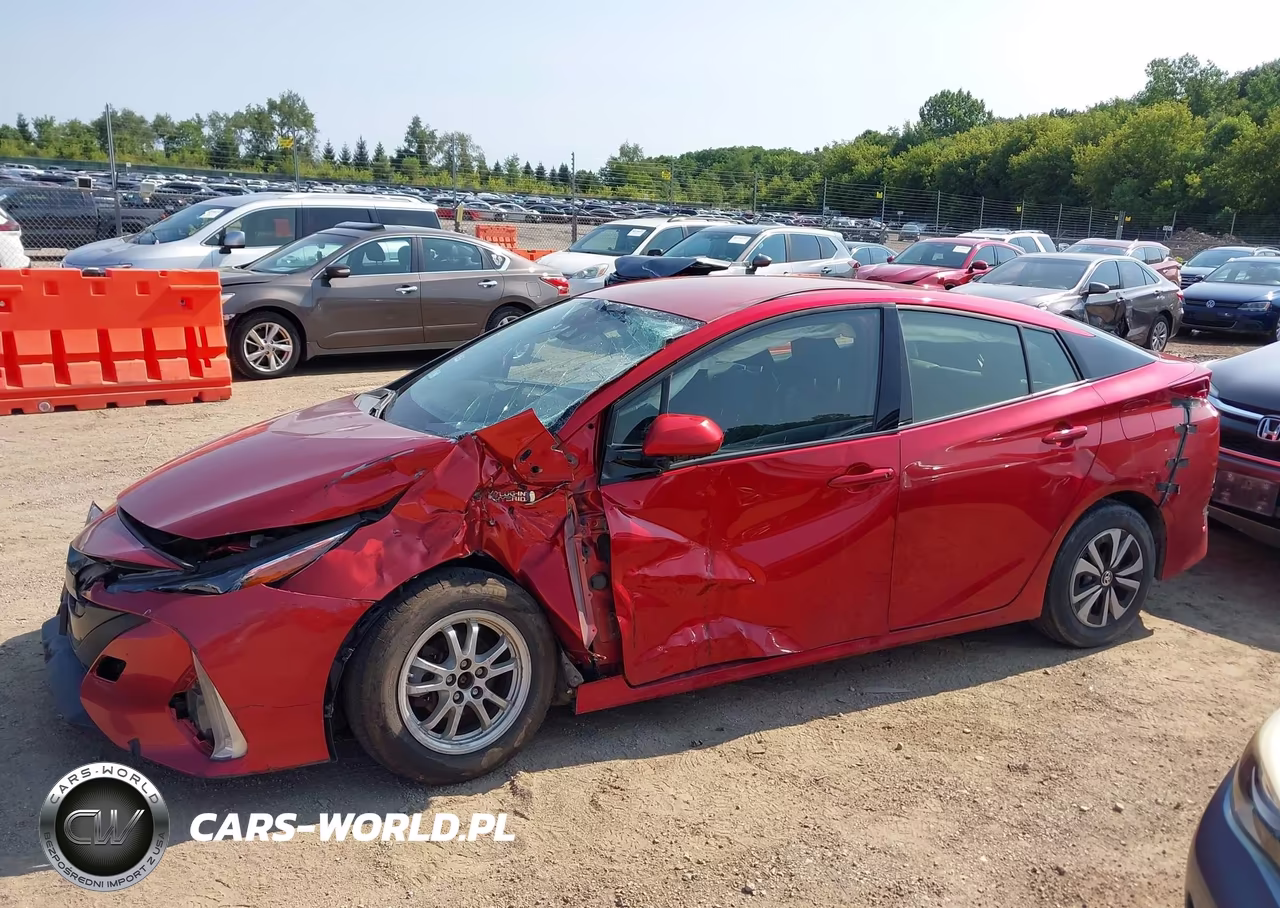 2017 Toyota Prius Prime Premium VIN:JTDKARFP0H3028101 - 14
