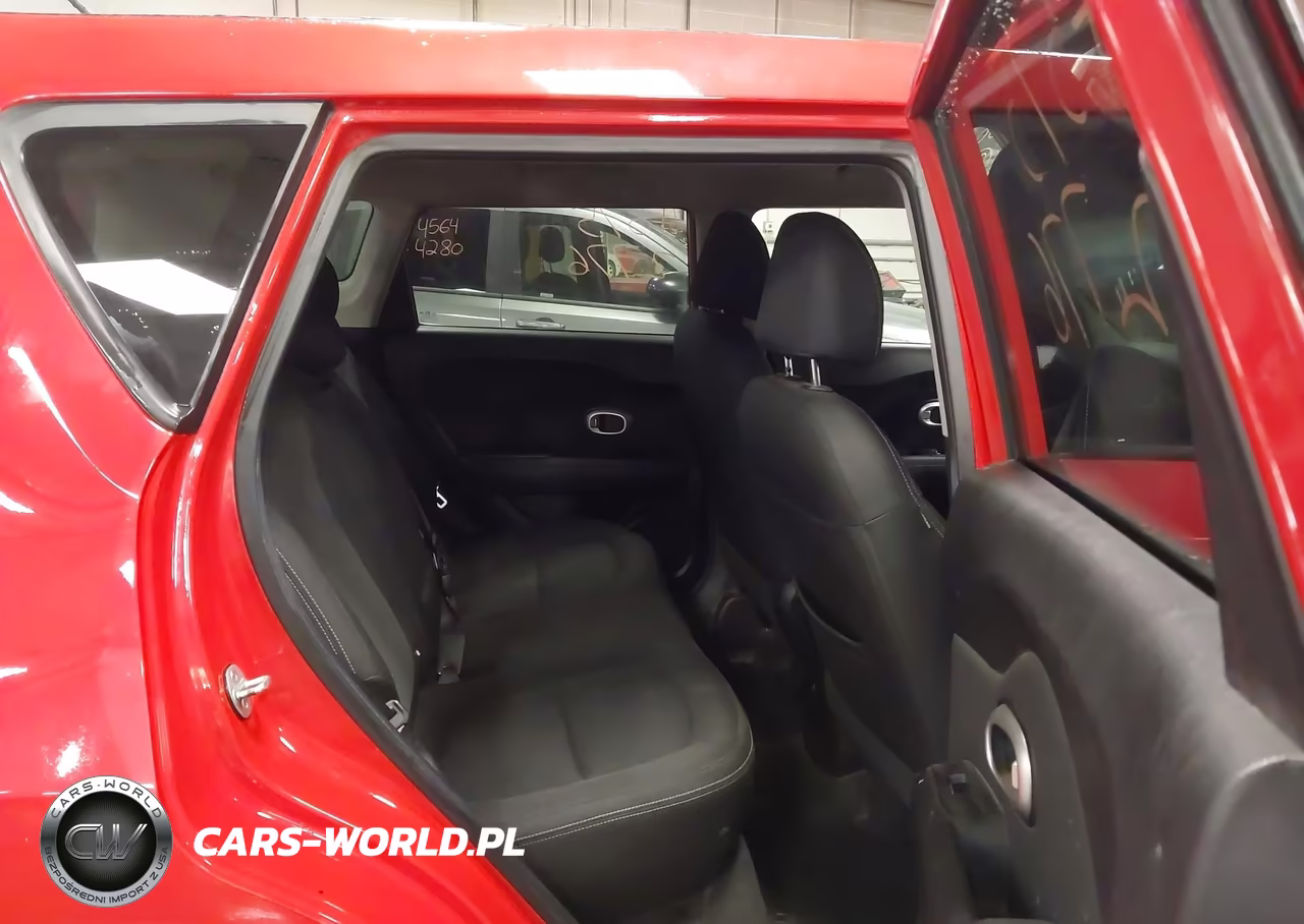2017 Kia Soul + VIN:KNDJP3A52H7431566 - 8