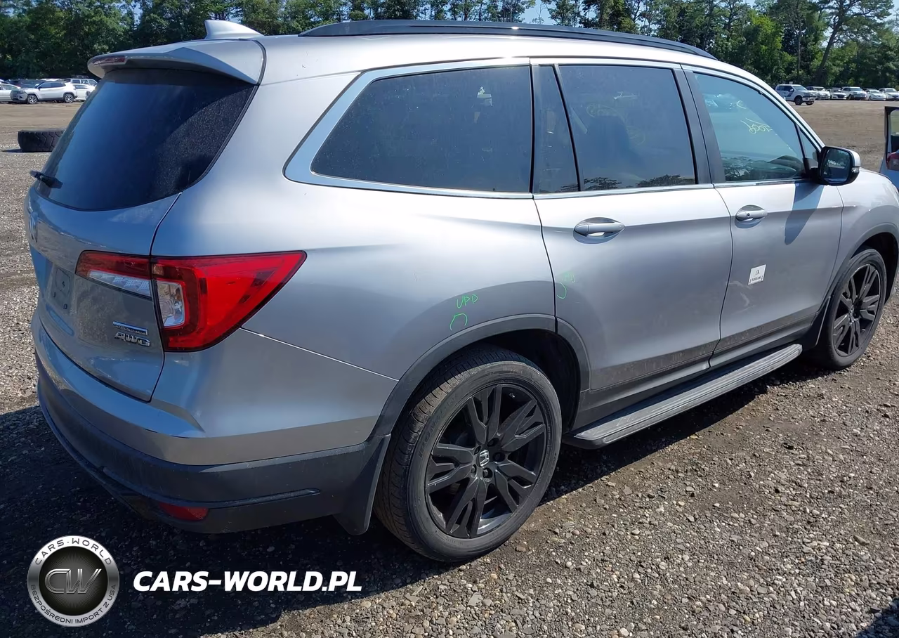 2021 Honda Pilot Awd Special Edition VIN:5FNYF6H24MB070313 - 4