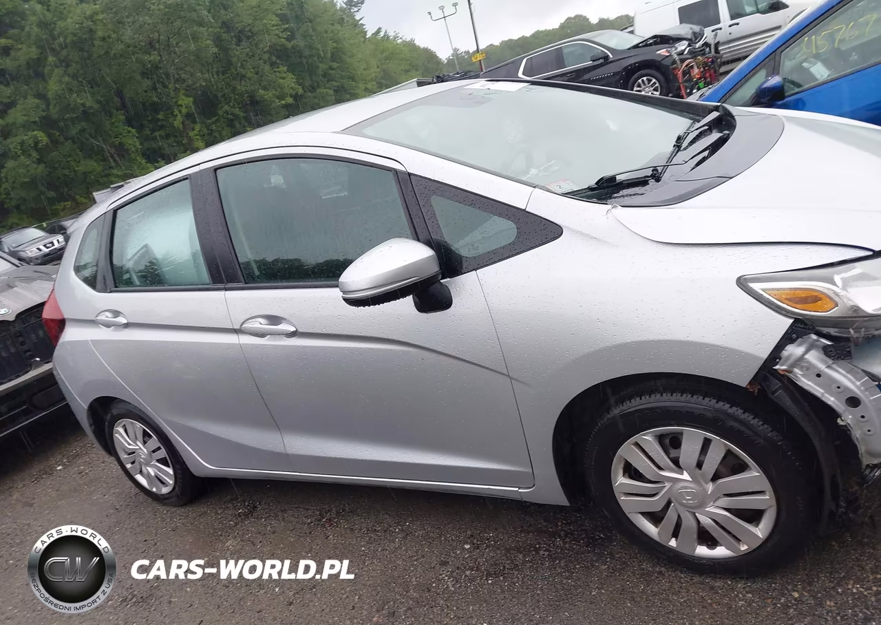 2015 Honda Fit Lx VIN:3HGGK5H50FM754013 - 13