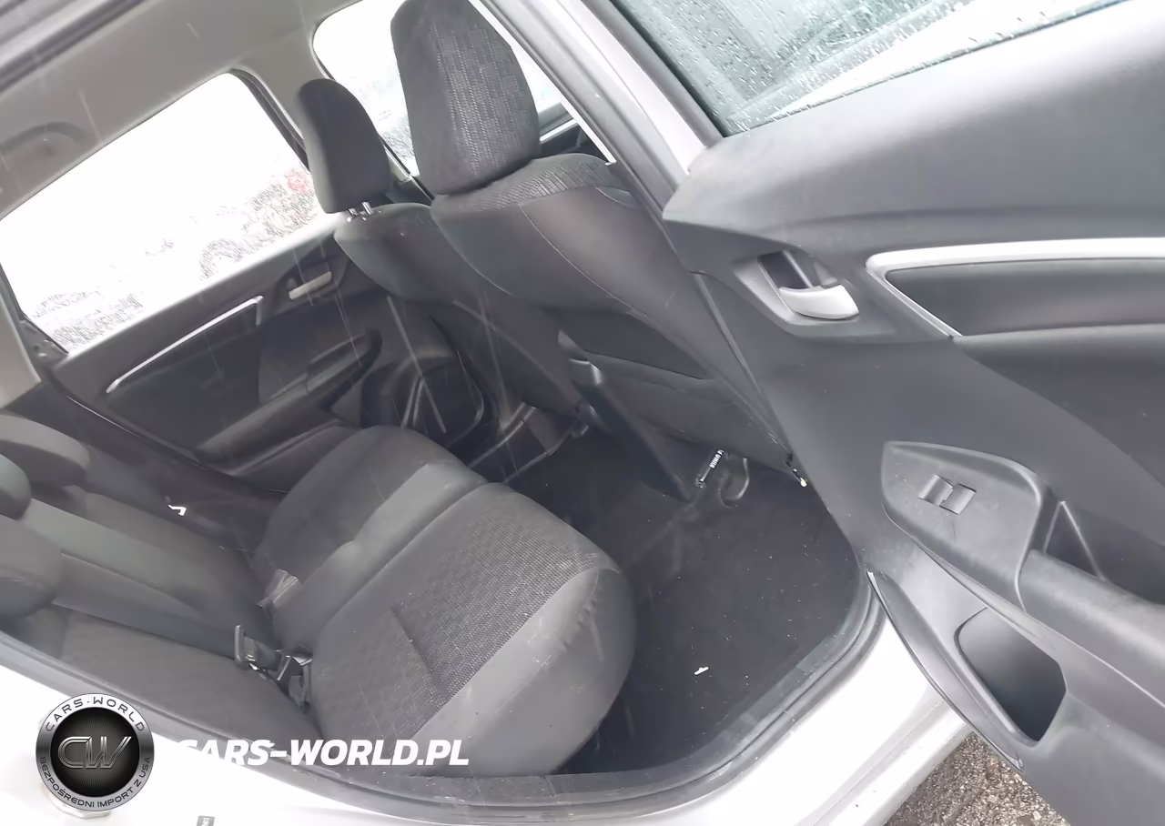 2015 Honda Fit Lx VIN:3HGGK5H50FM754013 - 8