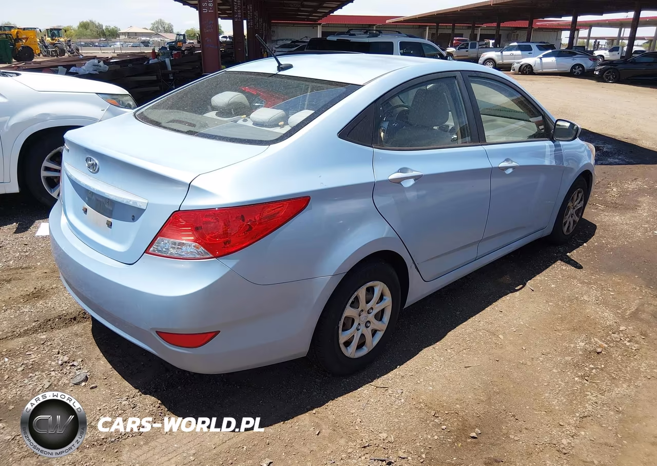 2014 Hyundai Accent Gls VIN:KMHCT4AE8EU702519 - 4