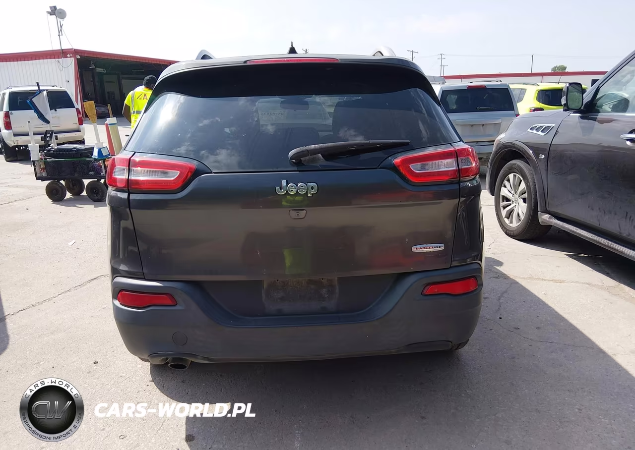 2016 Jeep Cherokee Latitude VIN:1C4PJLCB1GW297877 - 16