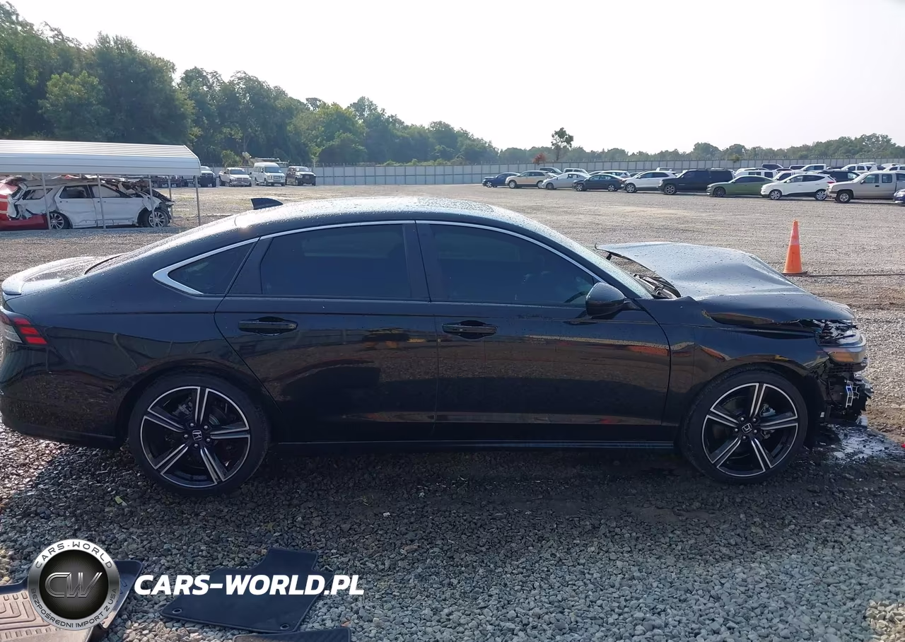 2025 Honda Accord Hybrid Sport VIN:1HGCY2F53SA058655 - 13