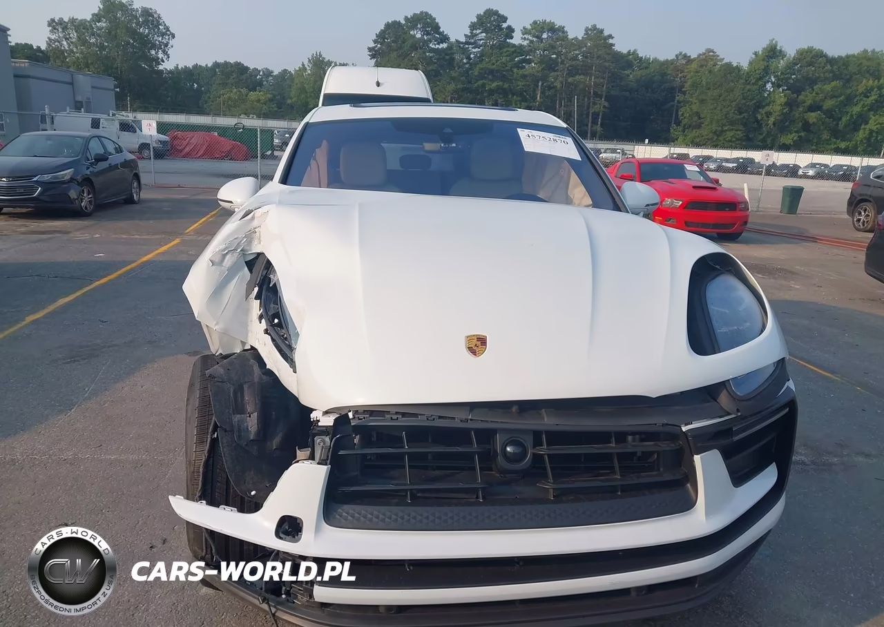 2024 Porsche Macan T VIN:WP1AA2A58RLB18847 - 11