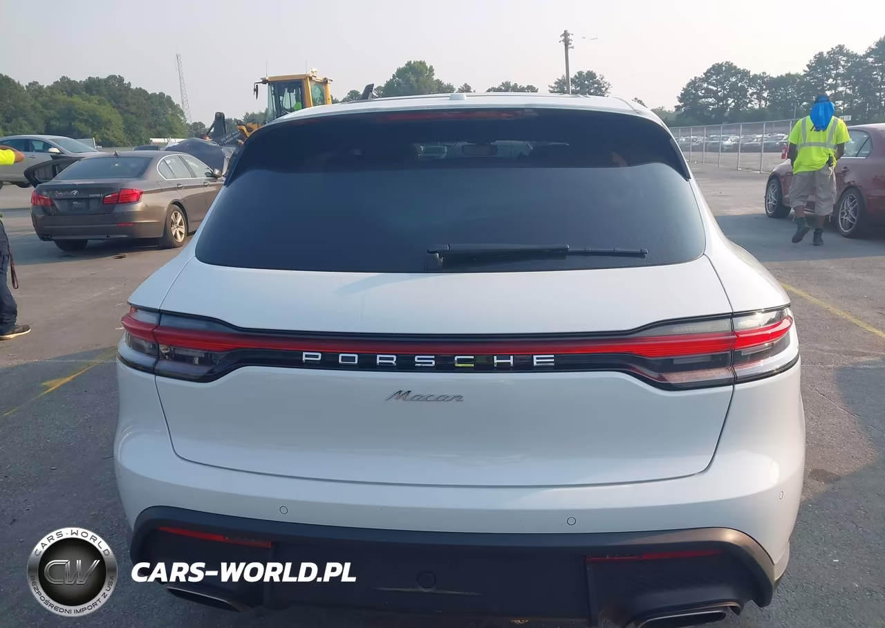 2024 Porsche Macan T VIN:WP1AA2A58RLB18847 - 15