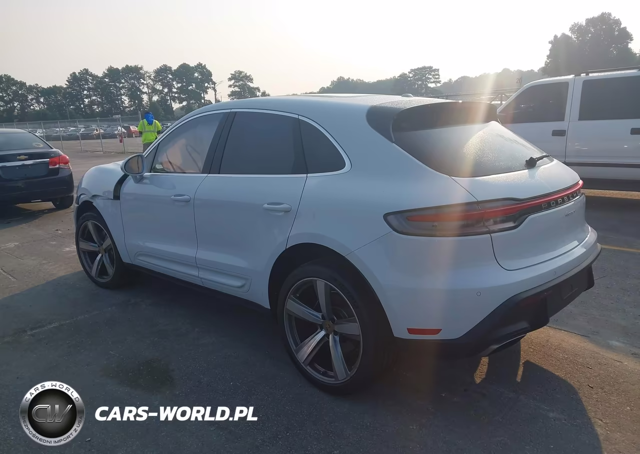 2024 Porsche Macan T VIN:WP1AA2A58RLB18847 - 3