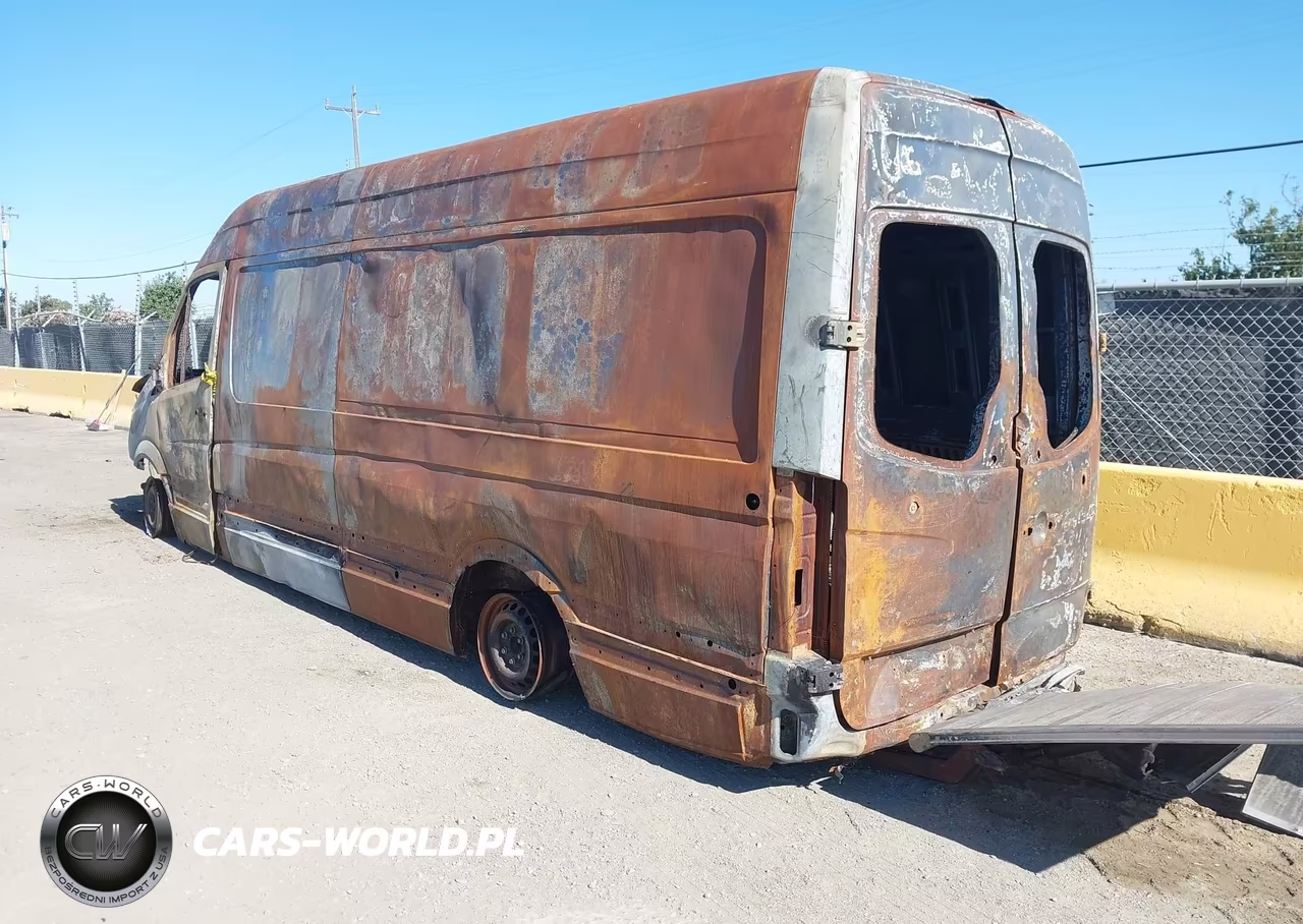 2010 Mercedes-Benz Sprinter Van 2500 High Roof VIN:WD3PE8CC1A5424290 - 3