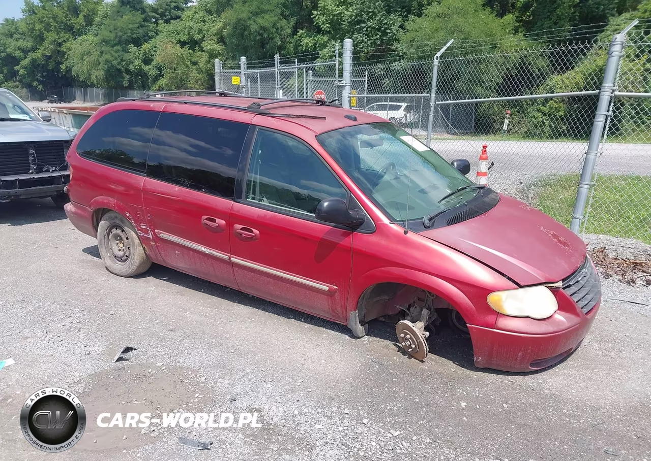 2005 Chrysler Town & Country Touring