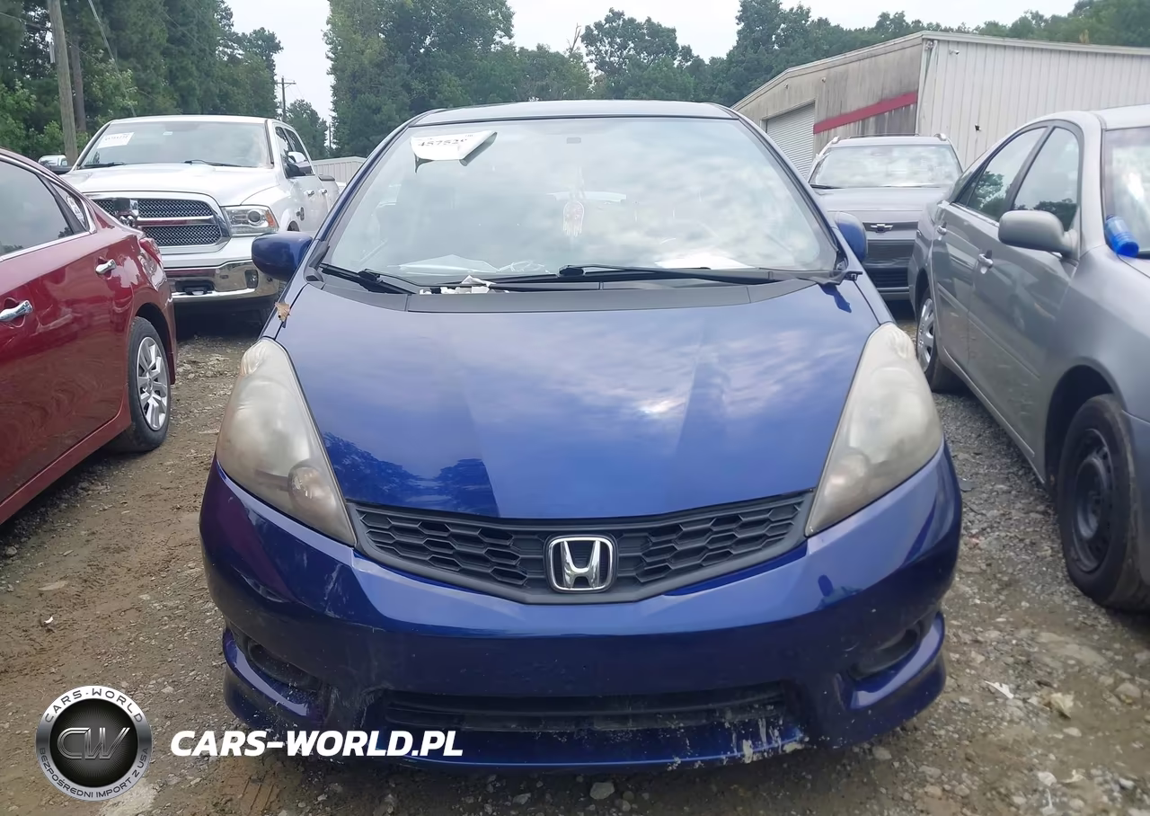 2012 Honda Fit Sport VIN:JHMGE8H59CC036401 - 12