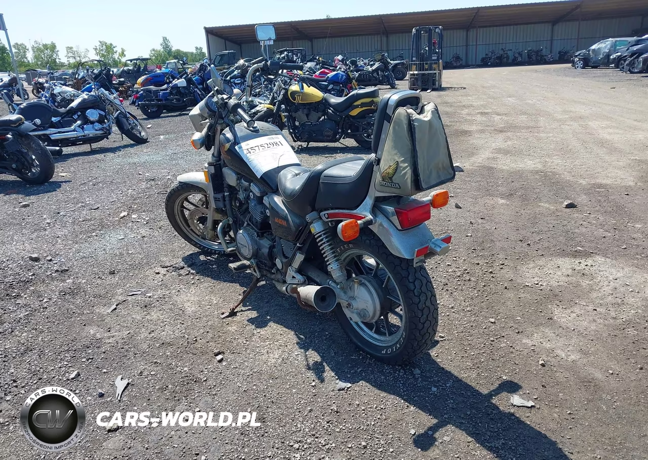 1984 Honda Vf700 C VIN:JH2RC210XEM013435 - 3