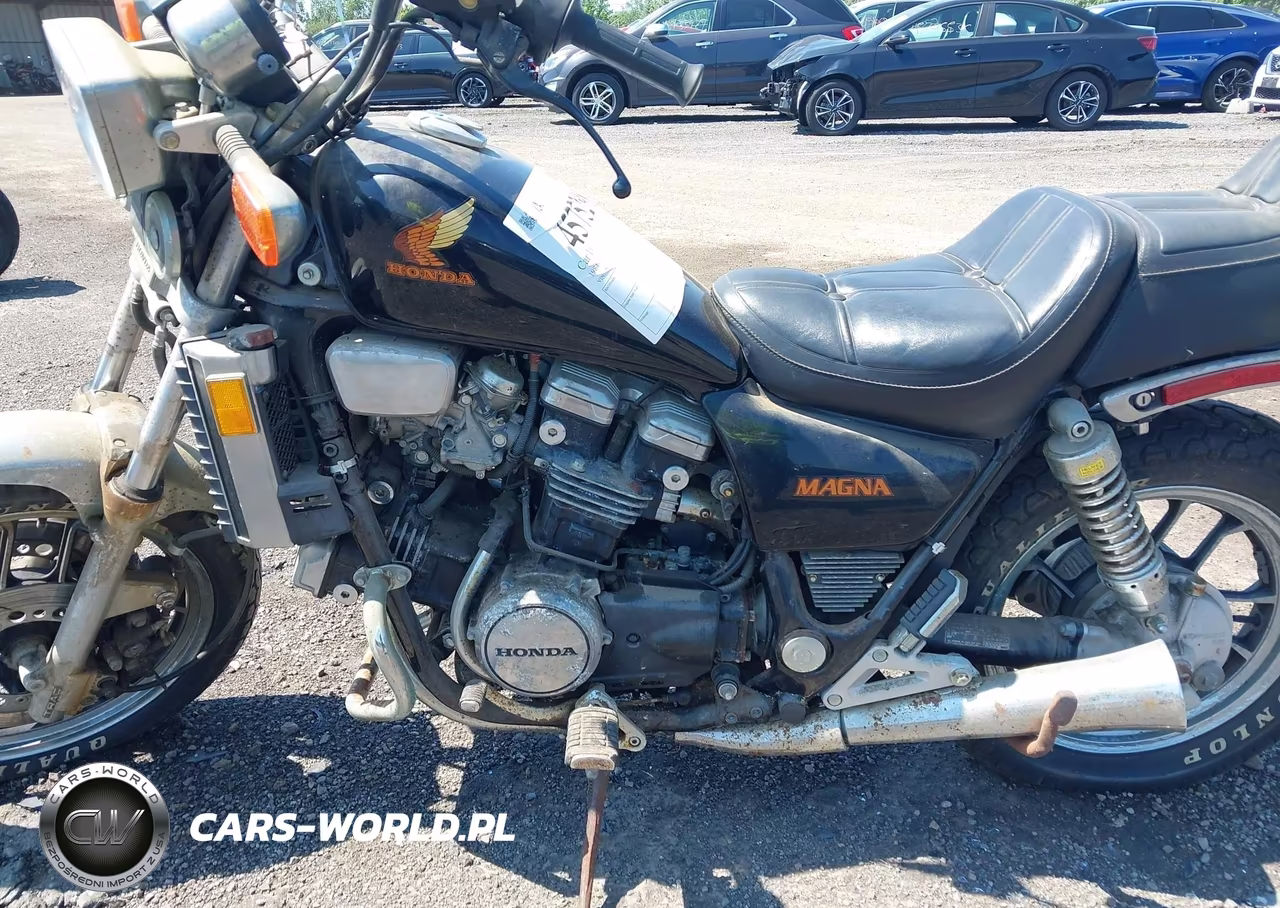 1984 Honda Vf700 C VIN:JH2RC210XEM013435 - 9